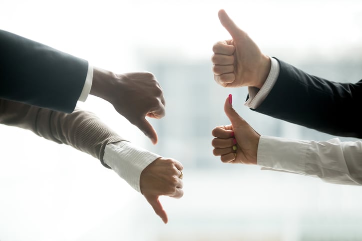 echtzeit feedback, mitarbeitenden: Mitarbeiter bewerten Kollegen – Mitarbeiterfeedback in Aktion