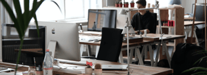 Wie funktioniert räumliche Distanzierung im Büro?
