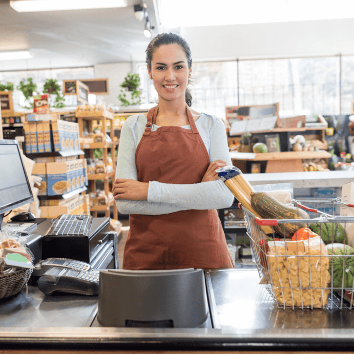 Werknemer werkt een aantal uur in de supermarkt, omdat ze ingeroosterd is