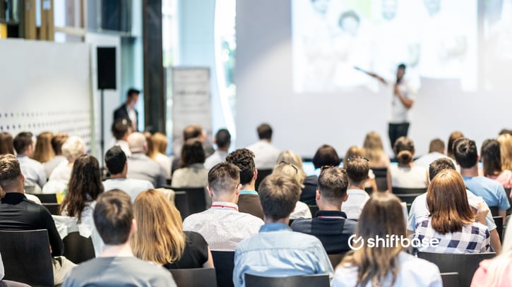Veel mensen op kantoor door bezettingsgraad