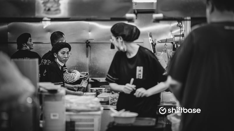 Hoe vaak worden roosters last-minute aangepast? | Onderzoek 2026