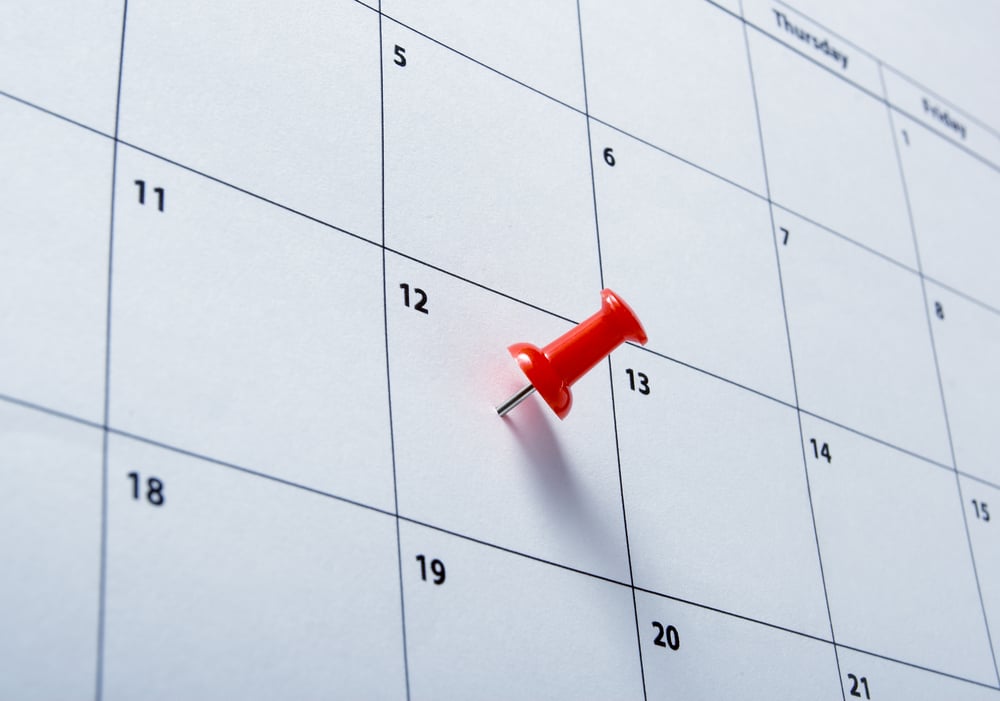 Kalender zeigt mögliche Tage für rückwirkende Krankschreibung
