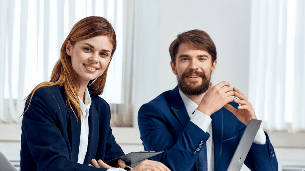 Darstellung von HR-Prozessen durch ess lösungen. eine win win situation für arDarstellung von HR-Prozessen durch ess lösungen. eine Win Win Situation für Arbeitgeber und Mitarbeitendebeitgeber und mitarbeitende