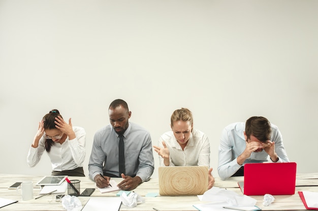 Gute Chefs sehen als Arbeitgeber, wenn ein Mitarbeiter mit seinem Job unzufrieden ist.
