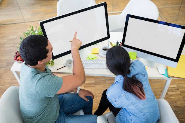 Beispiel eines digitalen Stellenbesetzungsplans auf einem Monitor