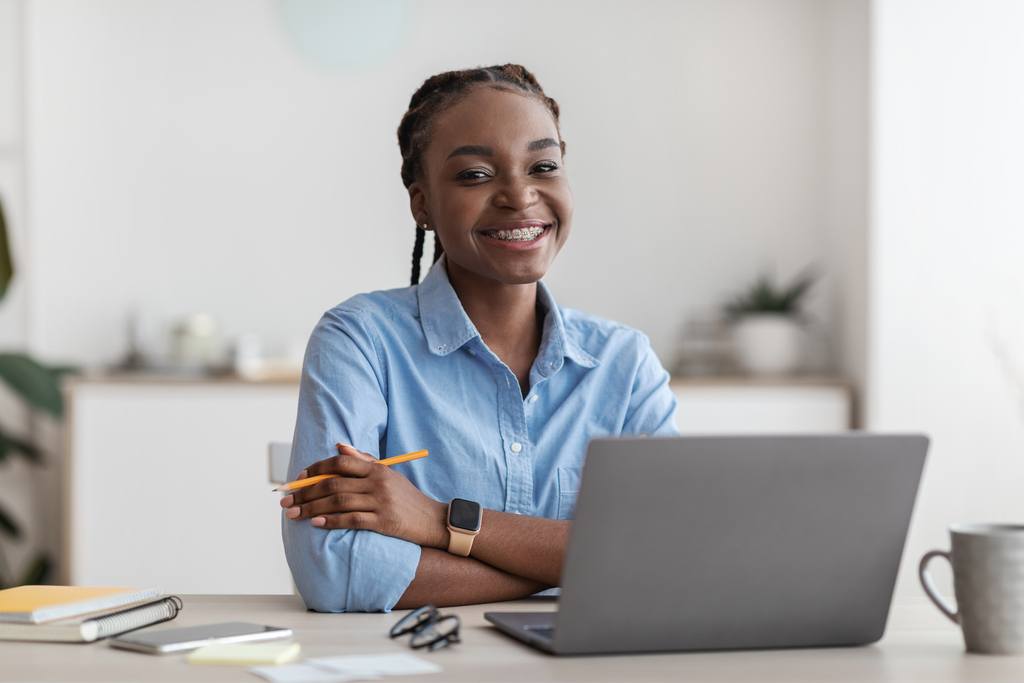 work-for-students-black-young-female-office-emplo-2022-12-16-06-49-59-utc_50